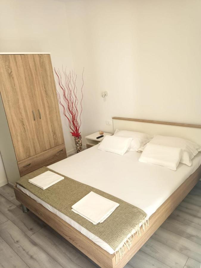 Apartman Lux Makarska Exterior foto