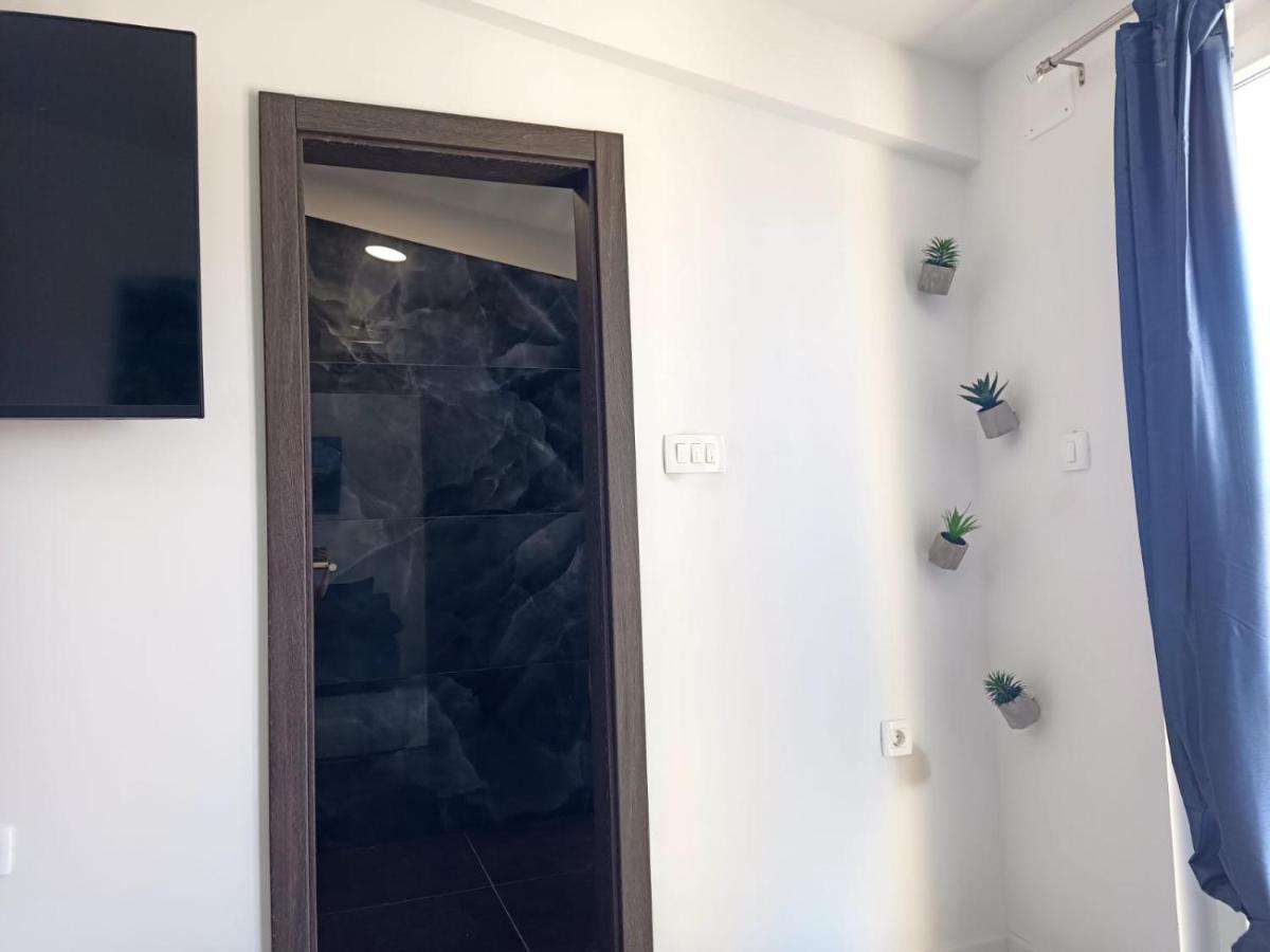 Apartman Lux Makarska Exterior foto