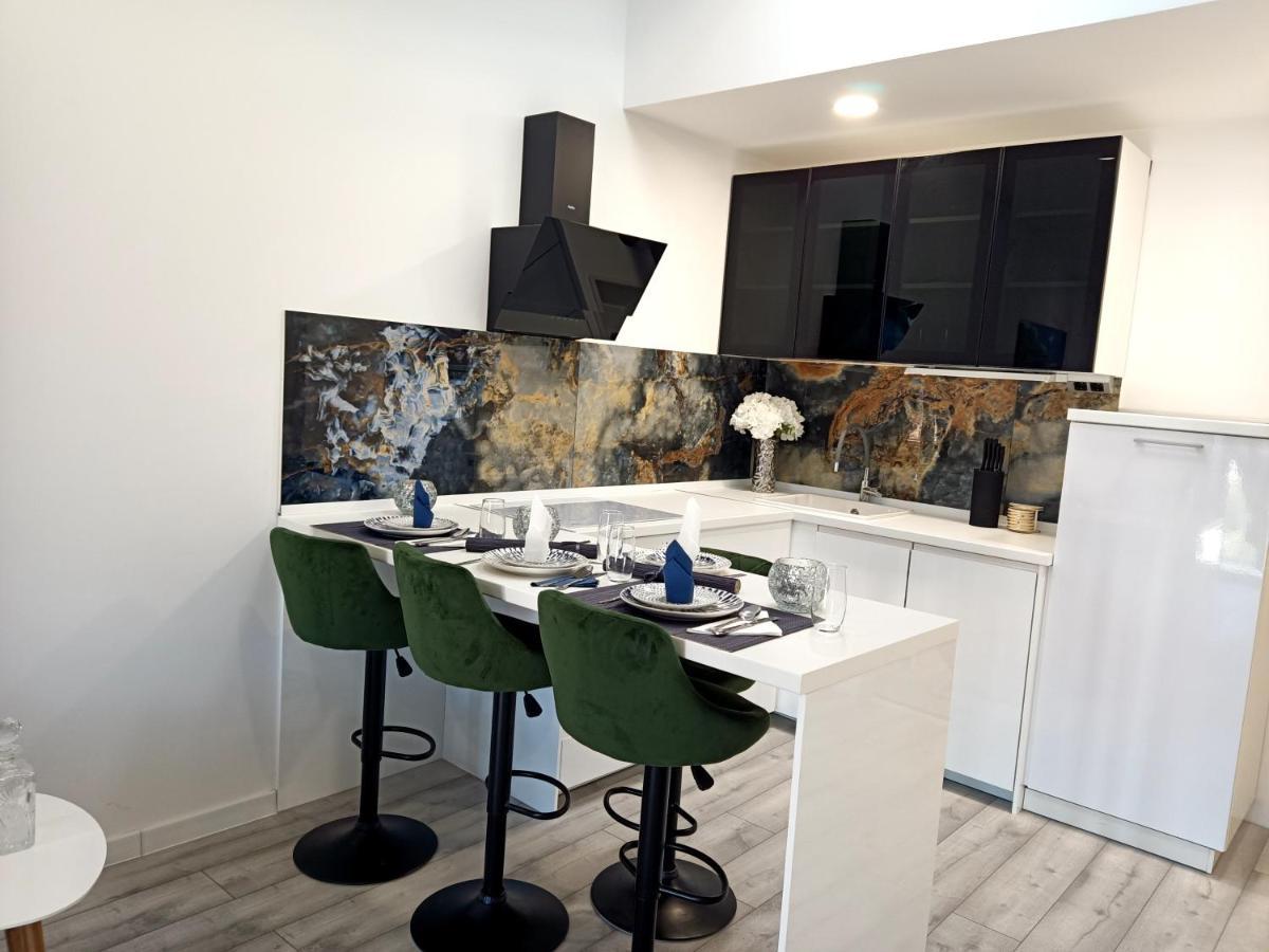 Apartman Lux Makarska Exterior foto