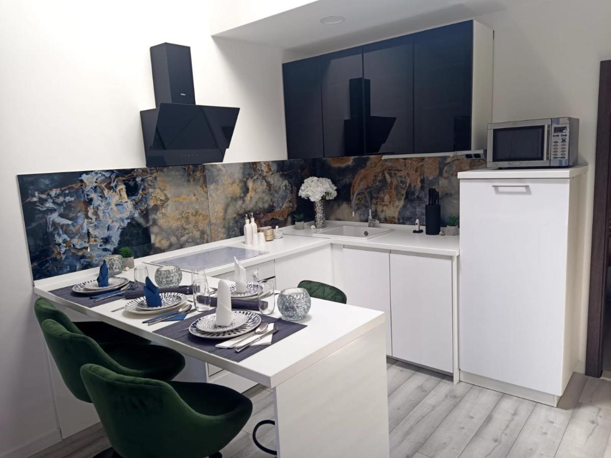 Apartman Lux Makarska Exterior foto