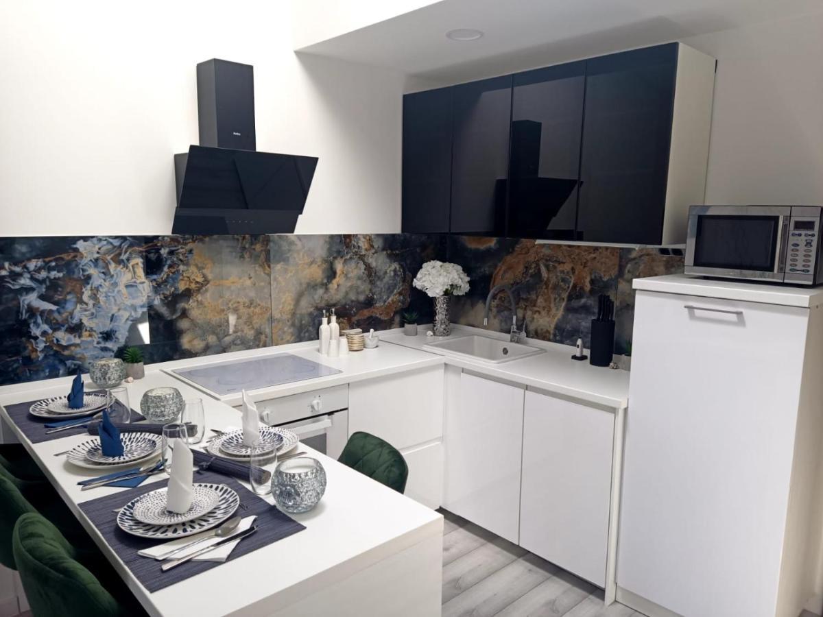 Apartman Lux Makarska Exterior foto